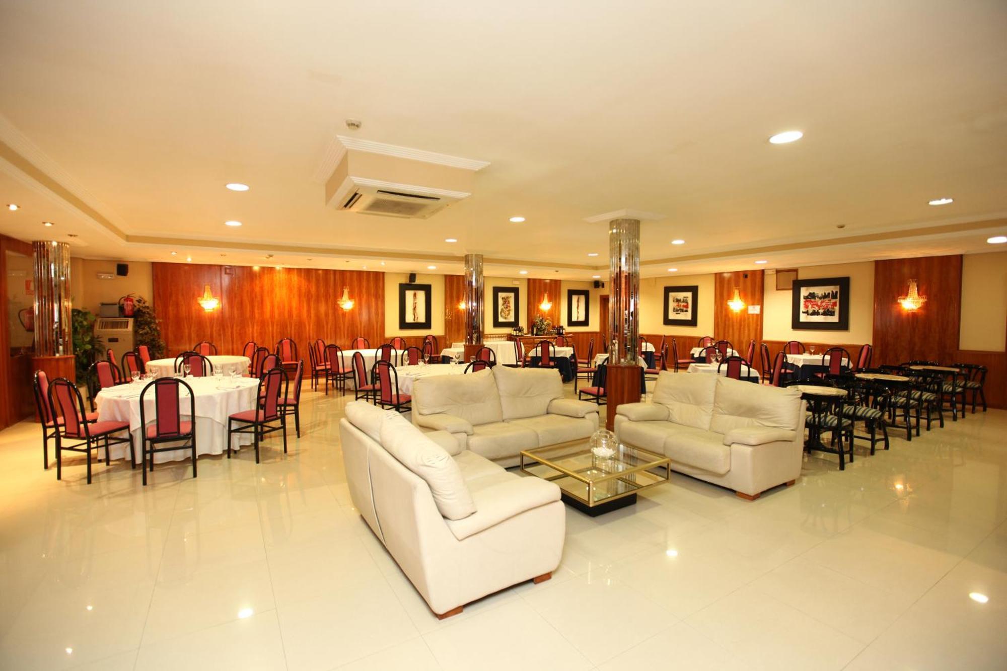 Hotel Anabel Baza Exterior photo