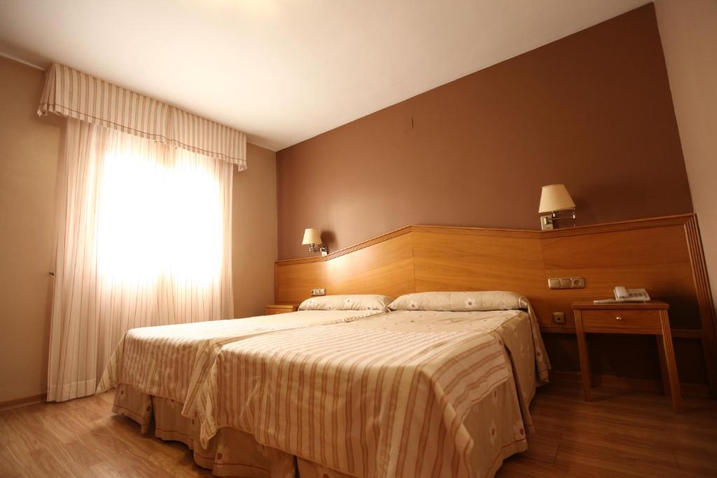 Hotel Anabel Baza Room photo